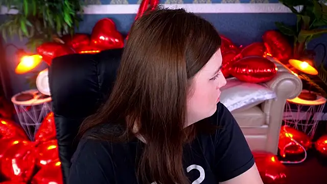 Snapshot of KristiFoxy chatting on 02-19-26, 07:21 KristiFoxy online show from 02-19-26, 07:21