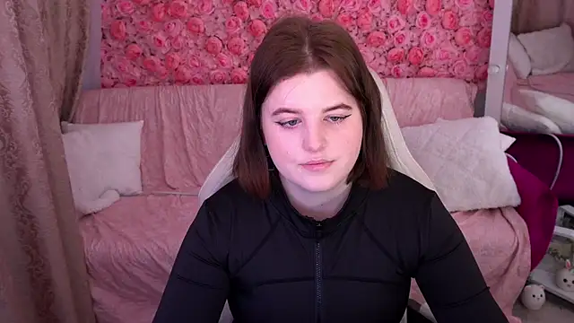 Snapshot of KristiFoxy chatting on 03-04-26, 06:08 KristiFoxy online show from 03-04-26, 06:08