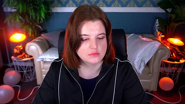 Snapshot of KristiFoxy chatting on 03-10-26, 06:18 KristiFoxy online show from 03-10-26, 06:18