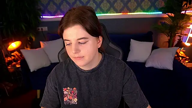 KristiFoxy online show from 06-27-26, 06:07
