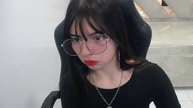 elizabeth t  online show from 02-22-26, 12:36