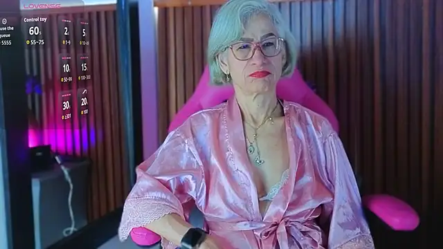 miss monserrate01 online show from 04-27-26, 01:42