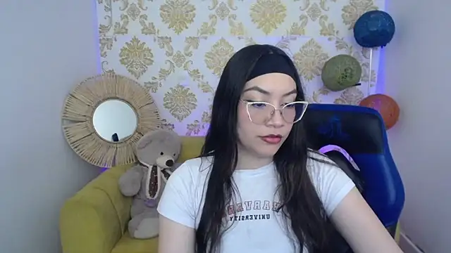 ALISS M  online show from 02-11-26, 07:41