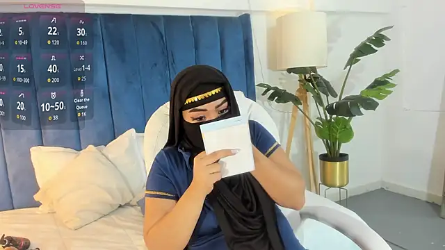 fatimarab   online show from 04-24-26, 03:42