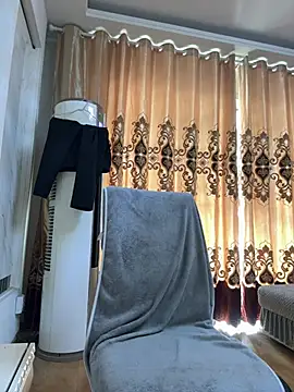 LXR77887 online show from 02-13-26, 05:36