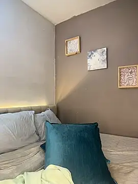 Snapshot of Regina_Korz chatting on 03-16-26, 08:24 Regina Korz online show from 03-16-26, 08:24