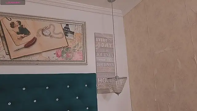 meganrousx online show from 04-26-26, 01:42