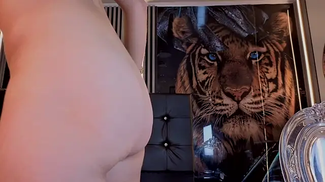 Karolyn rousse online show from 02-20-26, 12:38