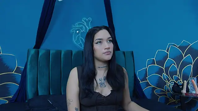 valery-vixen2 online show from 02-20-26, 12:16