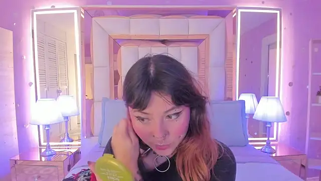 Goldentemptation  online show from 07-21-26, 07:27