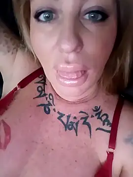 MiaMooly online show from 03-06-26, 12:34