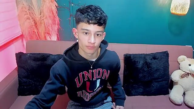 Patrick Howland  online show from 02-05-26, 03:22