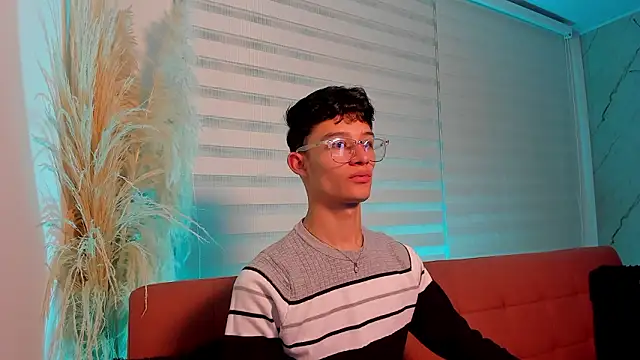 Patrick Howland  online show from 03-01-26, 03:41