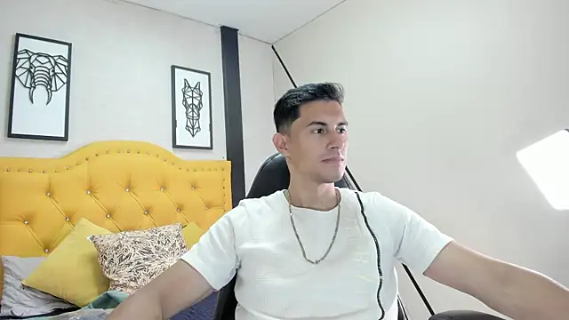 Mike Conors online show from 04-02-26, 02:09