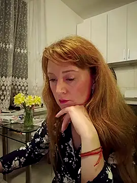 LanaBananaa  online show from 04-01-26, 08:39