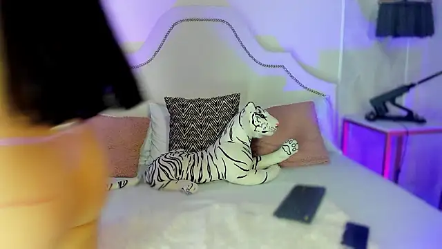 niicole garner online show from 02-24-26, 03:10