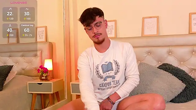 Aiden Gray online show from 02-18-26, 08:49