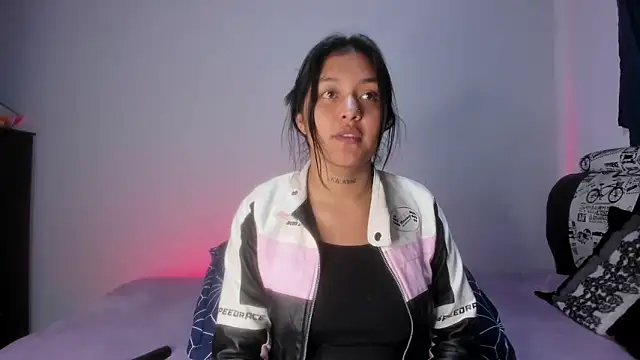 Sharlottee   online show from 03-12-26, 05:02