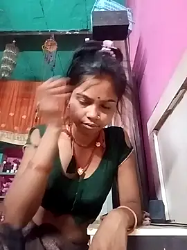 Snapshot of Cut_ikina chatting on 05-06-26, 10:15 Cut ikina online show from 05-06-26, 10:15