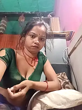 Snapshot of Cut_ikina chatting on 06-12-26, 10:19 Cut ikina online show from 06-12-26, 10:19