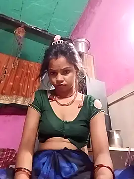 Snapshot of Cut_ikina chatting on 06-24-26, 04:28 Cut ikina online show from 06-24-26, 04:28