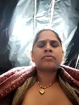 Hot kiran4 online show from 02-12-26, 04:24