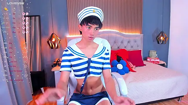 Noa 03 online show from 04-21-26, 01:39