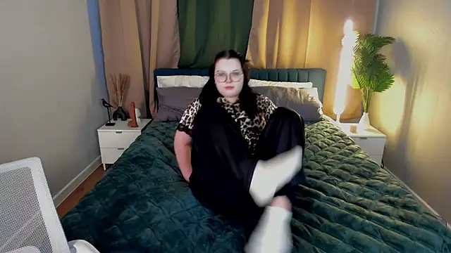 Kira G0ld online show from 02-25-26, 01:04