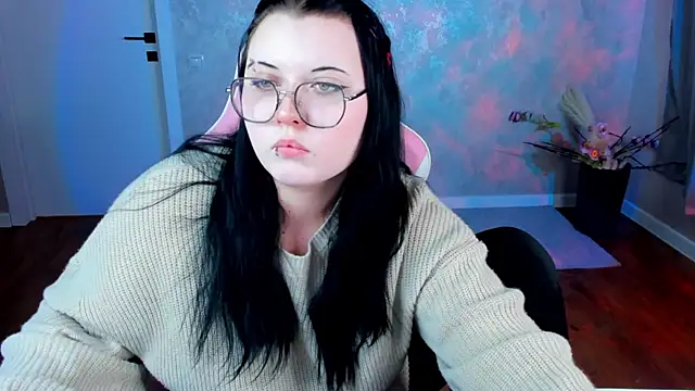 Kira G0ld online show from 04-13-26, 09:26