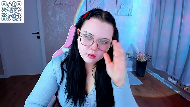 Kira G0ld online show from 04-19-26, 09:08