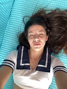 OnlyLeiLa online show from 04-17-26, 06:16