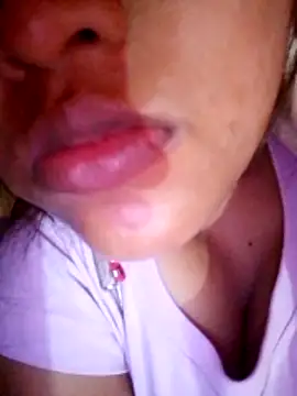 Snapshot of Talkwithsex chatting on 05-10-26, 01:00 Talkwithsex online show from 05-10-26, 01:00