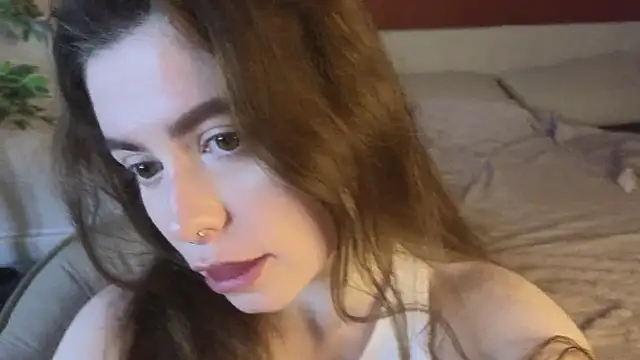Snapshot of LovingWhisperr chatting on 05-30-26, 01:03 LovingWhisperr online show from 05-30-26, 01:03
