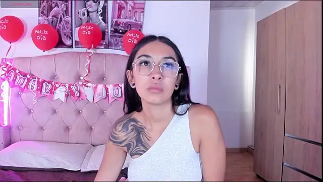 liittle  baby online show from 02-21-26, 12:06