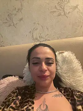 BrianaBloom online show from 04-27-26, 01:14