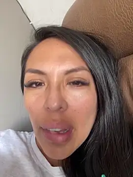 Emma Sanz   online show from 04-19-26, 07:05