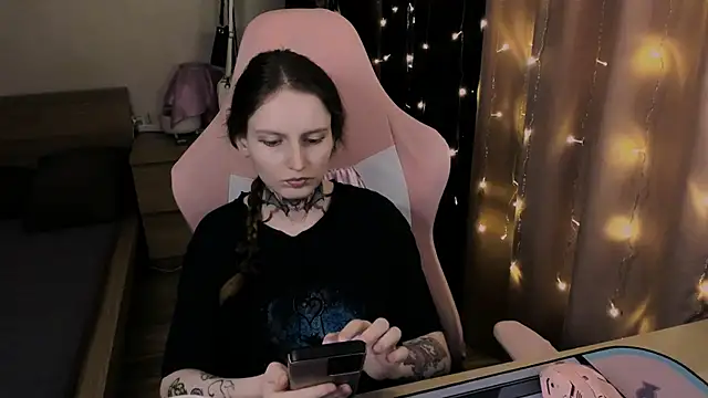 Onyxix online show from 04-04-26, 09:23