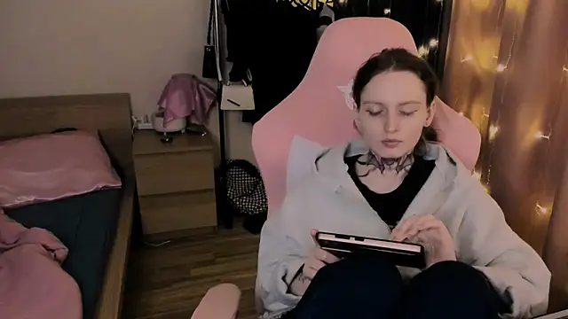 Onyxix online show from 04-28-26, 08:25