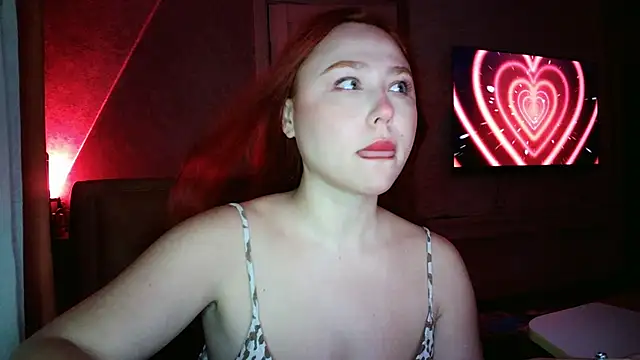 LolaaMint  online show from 05-10-26, 03:06
