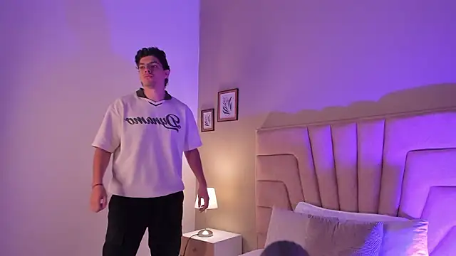 Axel Creed online show from 02-11-26, 10:53