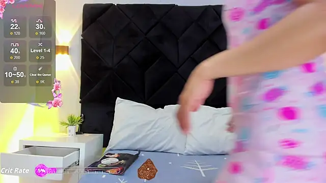 Snapshot of valentiina_lewis chatting on 02-25-26, 07:12 valentiina lewis online show from 02-25-26, 07:12