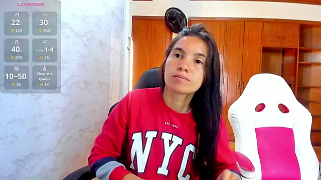 Emily and Soffy online show from 02-23-26, 12:02