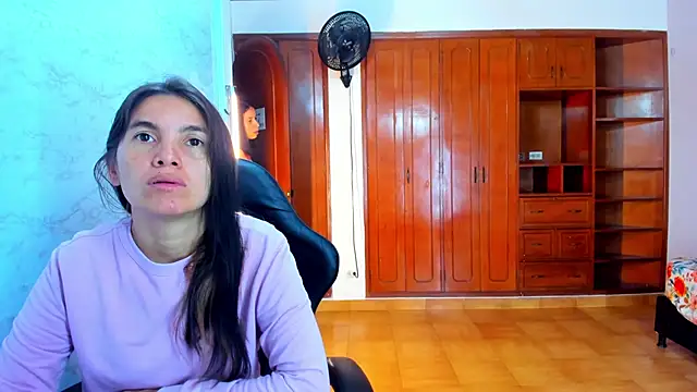 Emily and Soffy online show from 04-21-26, 12:11