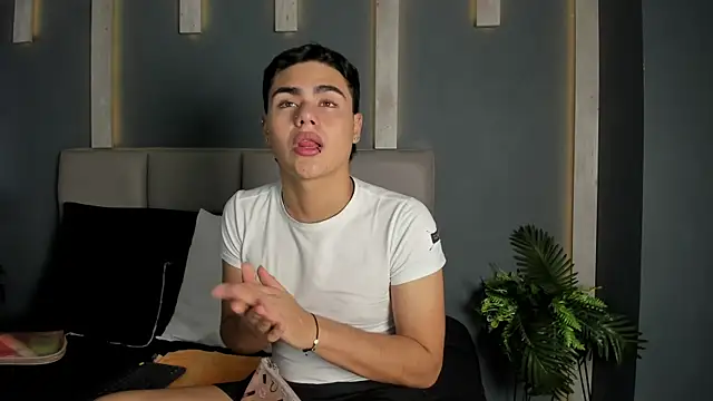 FemNoa online show from 03-03-26, 01:17