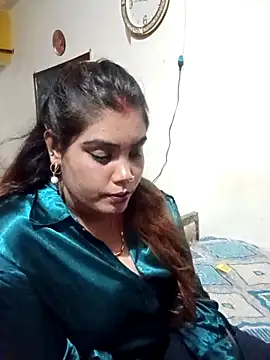 Snapshot of Rashiqueen chatting on 03-30-26, 04:19 Rashiqueen online show from 03-30-26, 04:19