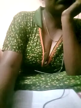 Snapshot of Tamil_Cutie_pie chatting on 02-05-26, 06:34 Tamil Cutie pie online show from 02-05-26, 06:34