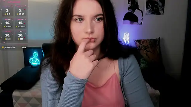 Snapshot of chloe_dashh chatting on 02-06-26, 08:23 chloe dashh online show from 02-06-26, 08:23