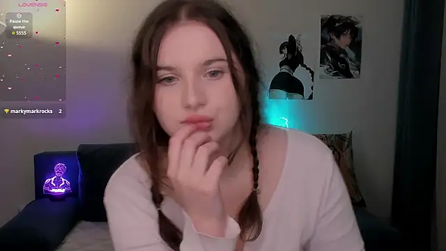 Snapshot of chloe_dashh chatting on 02-08-26, 08:12 chloe dashh online show from 02-08-26, 08:12