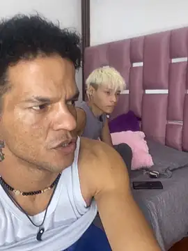 MaxyRyan online show from 02-18-26, 01:07