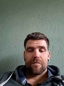 Snapshot of Bashard chatting on 02-20-26, 09:54 Bashard online show from 02-20-26, 09:54